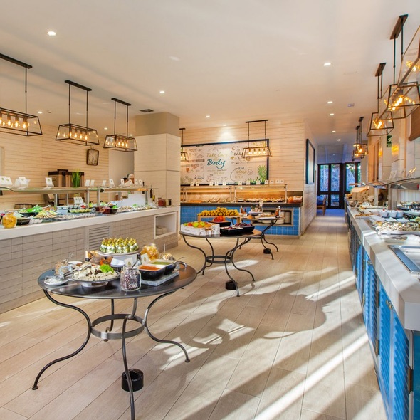 Corallium Beach Food Garden Buffet